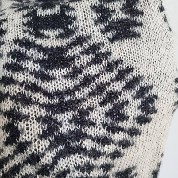 Jolt Cardigan Sweater Womens Small Black Geometric Fall Winter, Casual Boho - Picture 6 of 11